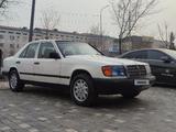 Mercedes-Benz E 200 1989 года за 1 100 000 тг. в Сарыагаш – фото 4