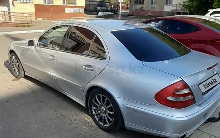 Mercedes-Benz E 200 2006 годаүшін4 500 000 тг. в Рудный