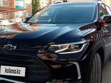 Chevrolet Tracker 2022 годаүшін8 100 000 тг. в Актобе – фото 2