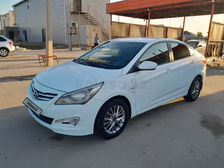 Hyundai Solaris 2015 года за 5 555 555 тг. в Атырау – фото 3