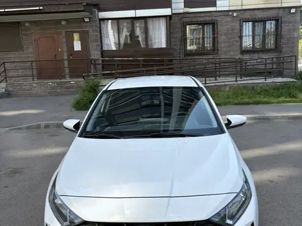 Hyundai i20 2023 года за 6 250 000 тг. в Алматы – фото 4