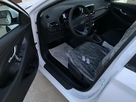 Hyundai i30 2022 года за 8 800 000 тг. в Атырау – фото 4