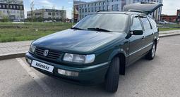 Volkswagen Passat 1994 годаүшін2 400 000 тг. в Астана – фото 5