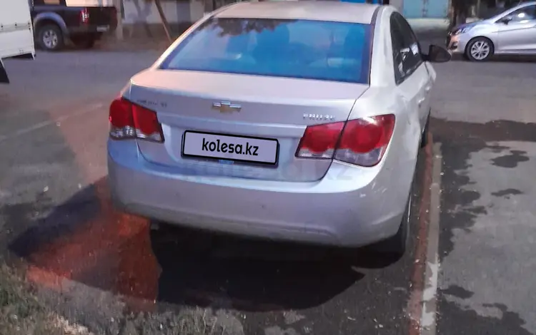Chevrolet Cruze 2009 года за 1 800 000 тг. в Шымкент