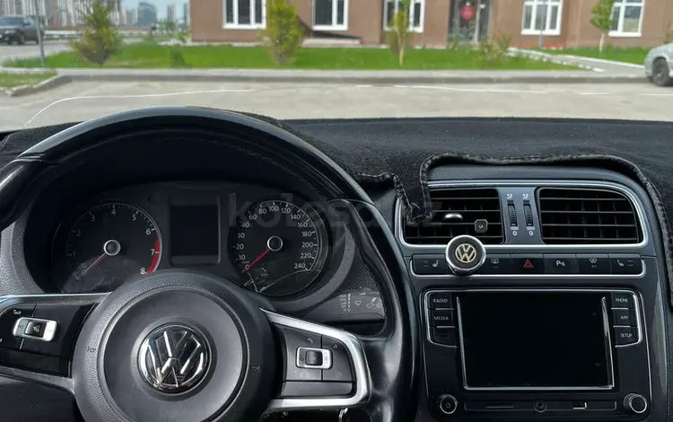 Volkswagen Polo 2018 года за 4 950 000 тг. в Астана