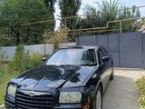 Chrysler 300C 2005 года за 4 500 000 тг. в Алматы – фото 3
