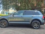 Volkswagen Touareg 2004 годаүшін4 000 000 тг. в Астана – фото 2