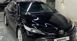 Toyota Camry 2018 годаүшін13 800 000 тг. в Семей