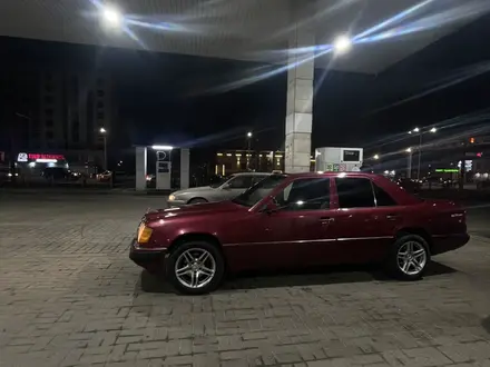 Mercedes-Benz E 230 1992 года за 1 350 000 тг. в Тараз