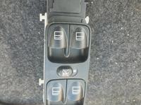 Блок кнопки стеклоподъёмников Mercedes W203 за 25 000 тг. в Семей