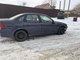Opel Vectra 2001 года за 600 000 тг. в Караганда – фото 2