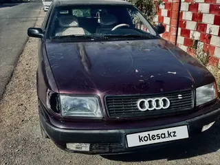 Audi 100