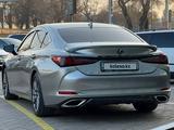 Lexus ES 350 2018 года за 22 000 000 тг. в Алматы – фото 3