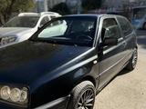 Volkswagen Golf 1992 года за 1 200 000 тг. в Актобе – фото 2