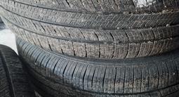 Комплект шин с дисками за 350 000 тг. в Аксай – фото 4