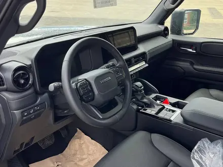 Toyota Land Cruiser Prado Comfort+ 2025 года за 32 490 000 тг. в Актобе – фото 5
