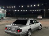 Mercedes-Benz E 200 1994 годаүшін2 550 000 тг. в Шымкент