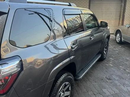Toyota 4Runner 2018 года за 18 850 000 тг. в Алматы – фото 2