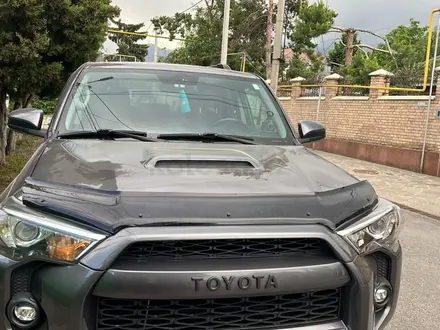 Toyota 4Runner 2018 года за 18 850 000 тг. в Алматы – фото 4