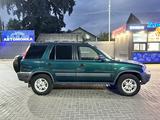Honda CR-V 1998 года за 3 300 000 тг. в Алматы – фото 5