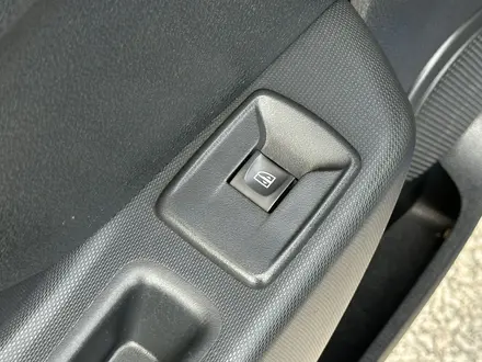 Renault Logan 2019 года за 5 590 000 тг. в Актобе – фото 10