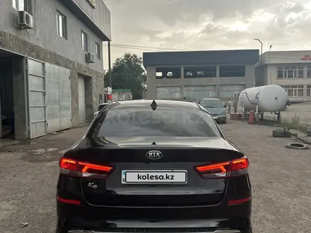 Kia K5 2018 года за 10 500 000 тг. в Алматы – фото 5