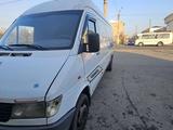 Mercedes-Benz Sprinter 2000 годаүшін6 500 000 тг. в Тараз