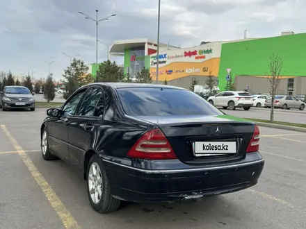 Mercedes-Benz C 240 2000 года за 2 200 000 тг. в Алматы – фото 7