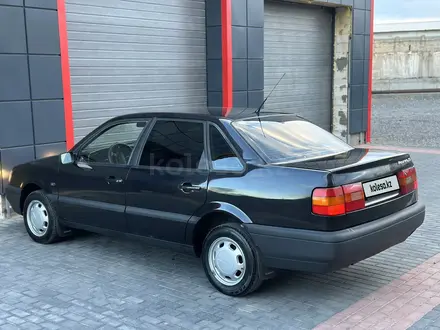 Volkswagen Passat 1994 года за 2 100 000 тг. в Астана – фото 9