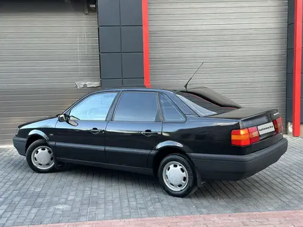 Volkswagen Passat 1994 года за 2 100 000 тг. в Астана – фото 23