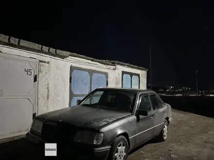 Mercedes-Benz E 280 1994 года за 1 200 000 тг. в Караганда – фото 2