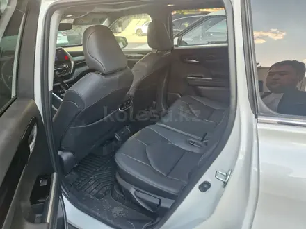 Toyota Highlander 2024 года за 27 500 000 тг. в Алматы – фото 7