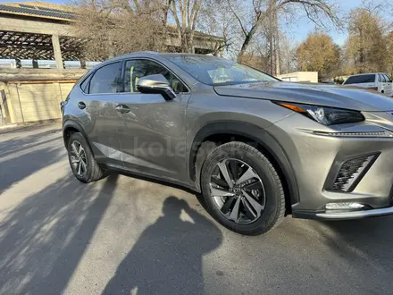 Lexus NX 200 2019 года за 19 000 000 тг. в Алматы – фото 25