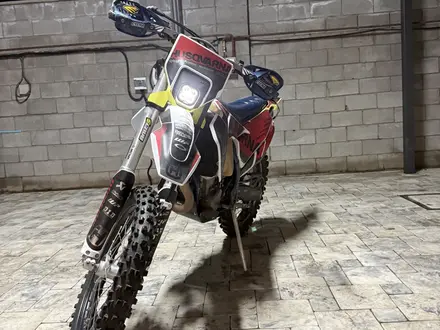 Husqvarna  FE 501 2023 года за 5 200 000 тг. в Алматы – фото 4