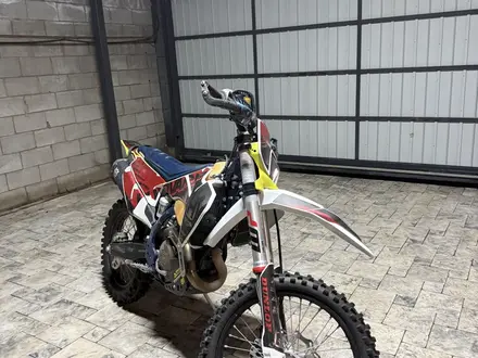 Husqvarna  FE 501 2023 года за 5 200 000 тг. в Алматы – фото 3