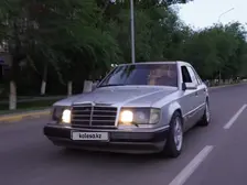 Mercedes-Benz E-Class, 1992