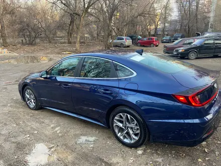 Hyundai Sonata 2021 года за 11 000 000 тг. в Астана – фото 4