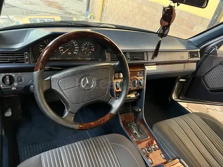 Mercedes-Benz E 280 1995 года за 3 650 000 тг. в Алматы – фото 6