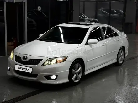 Toyota Camry 2010 года за 6 500 000 тг. в Алматы – фото 2