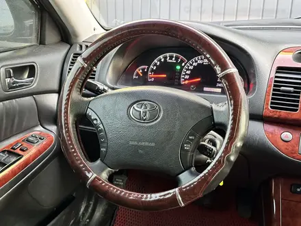 Toyota Camry 2004 года за 6 200 000 тг. в Актобе – фото 9