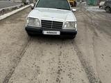 Mercedes-Benz E 200 1994 годаүшін1 400 000 тг. в Караганда