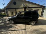 Chevrolet Niva 2008 года за 1 800 000 тг. в Уральск – фото 5