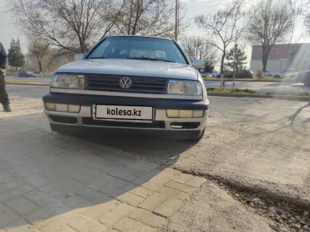 Volkswagen Vento 1992 года за 1 700 000 тг. в Шымкент – фото 3