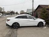 Hyundai Elantra 2024 годаүшін8 700 000 тг. в Алматы