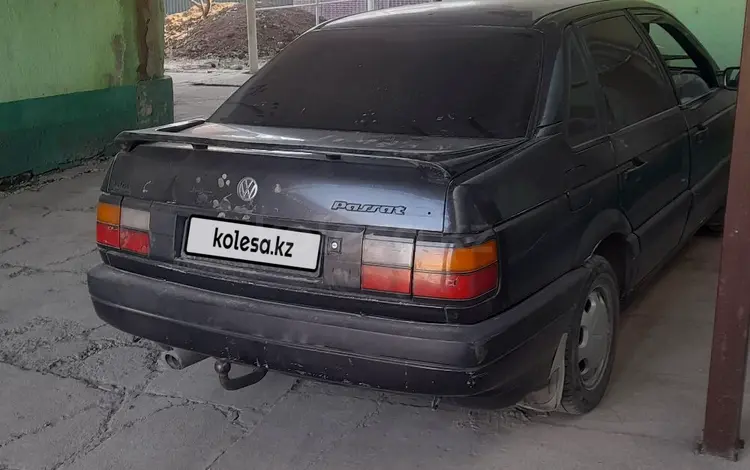 Volkswagen Passat 1991 годаfor1 000 000 тг. в Шымкент