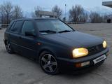 Volkswagen Golf 1994 года за 1 280 000 тг. в Алматы