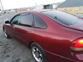 Mazda Cronos