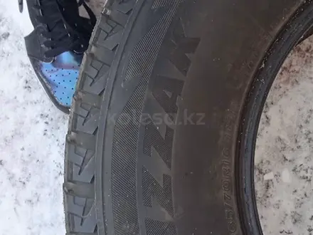 Зимние хорошие качественные шины но бу за 45 000 тг. в Алматы – фото 3
