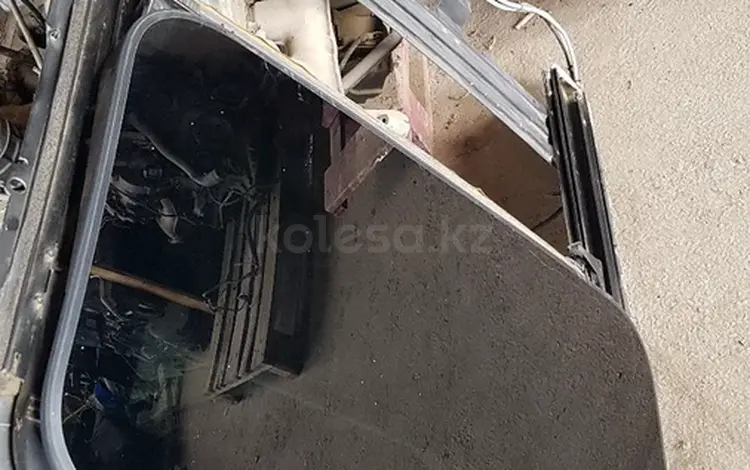 Люк в сборе на ауди А8 D3 за 44 000 тг. в Шымкент