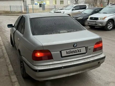 BMW 523 1996 года за 2 500 000 тг. в Жанаозен – фото 2